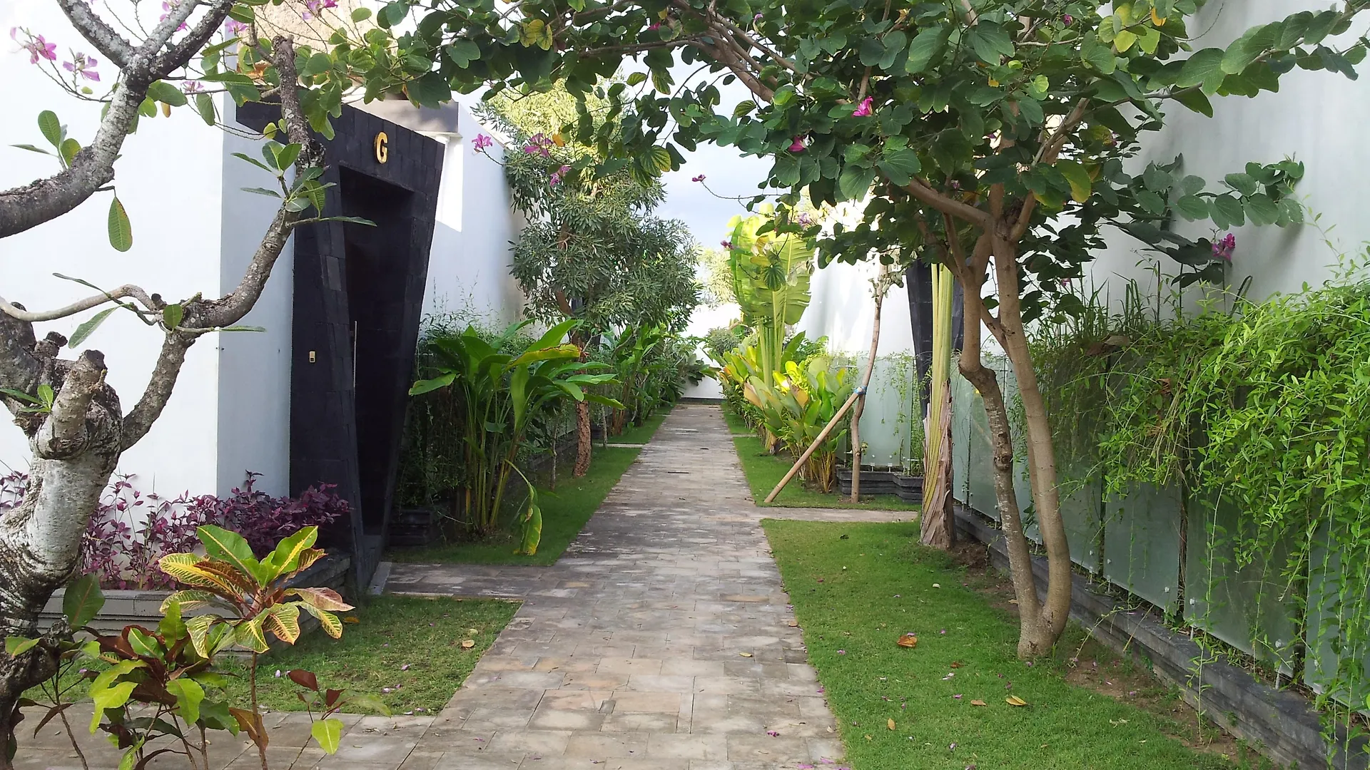 Amor Bali Villas & Spa Resort Seminyak  0*, Seminyak (Bali)